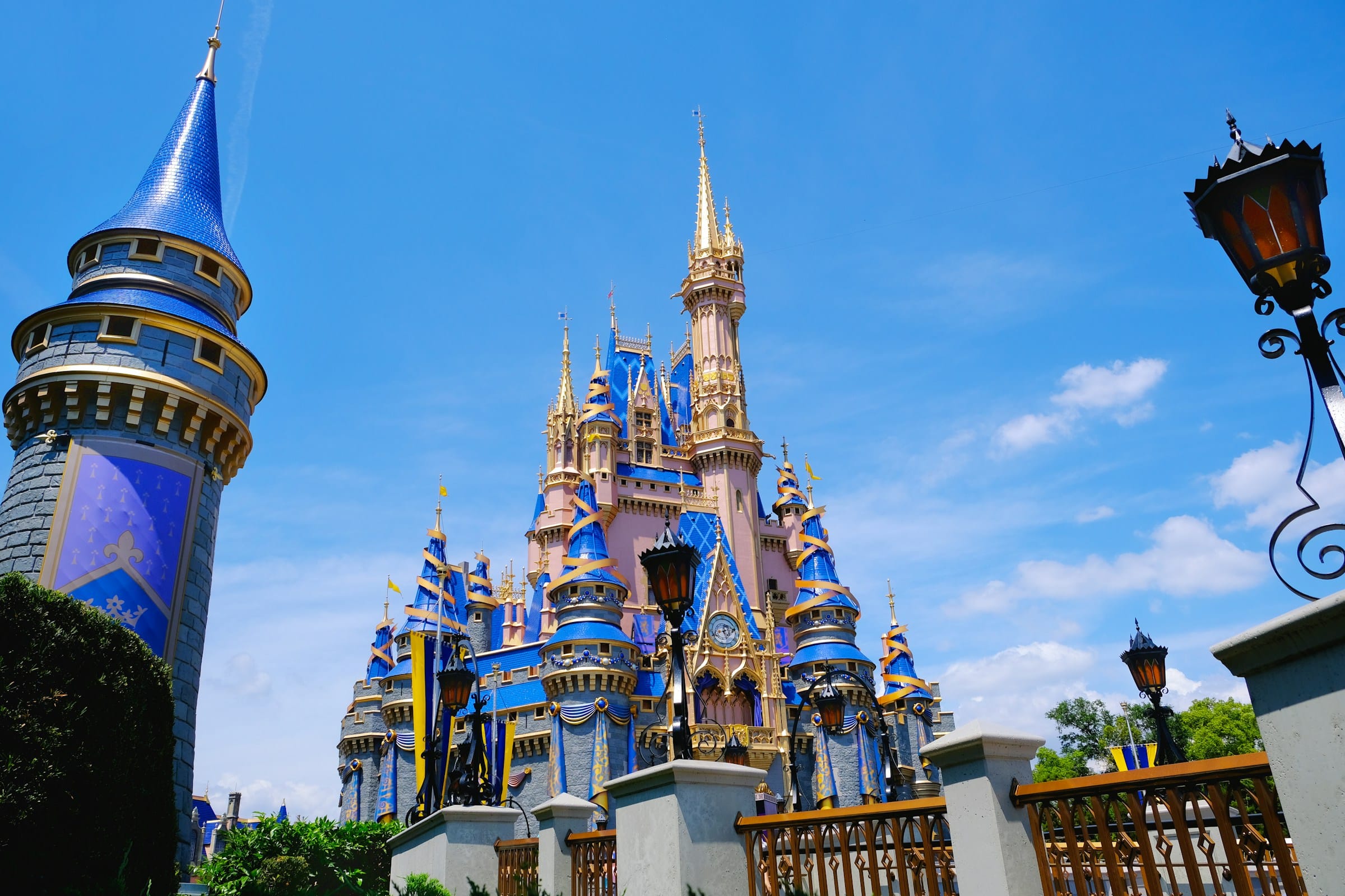 Free Dining at Walt Disney World 2027