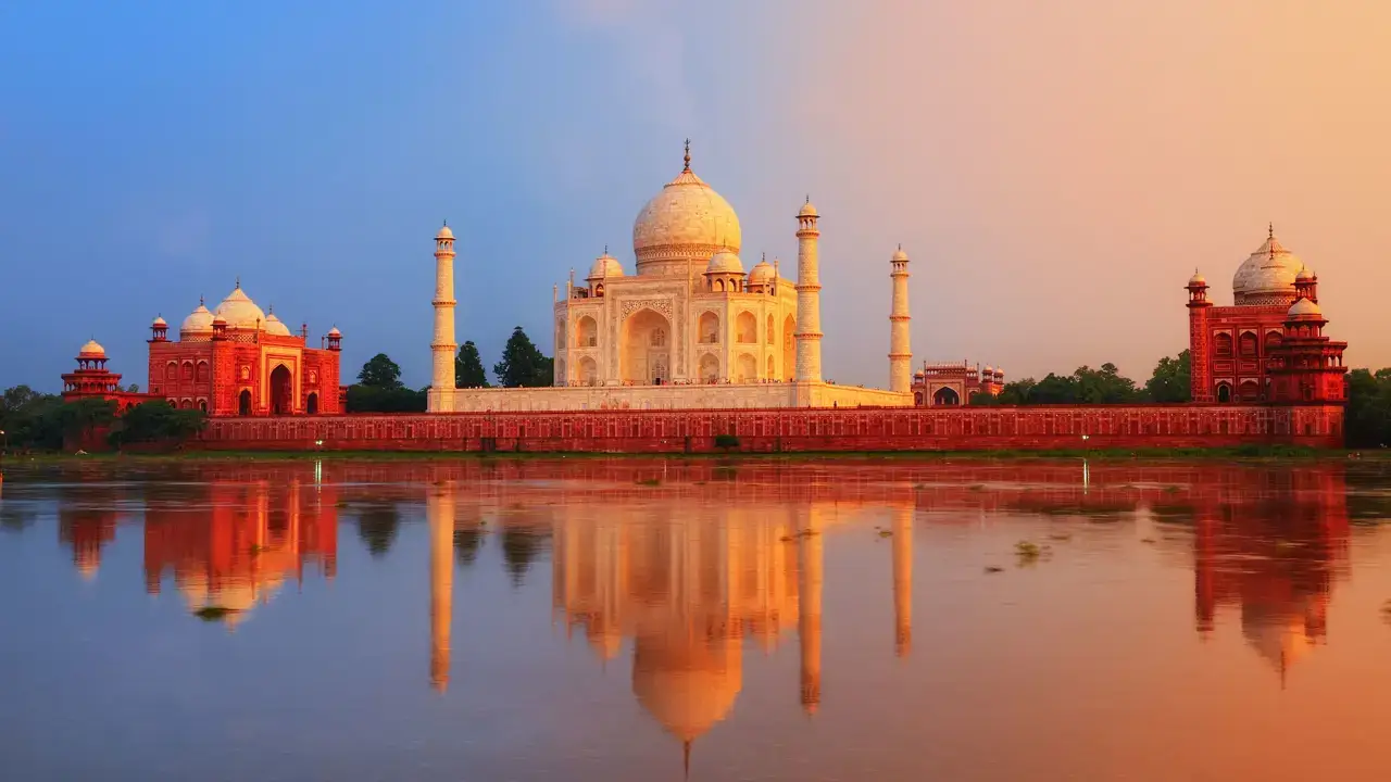India – Tigers & the Taj Mahal From London
