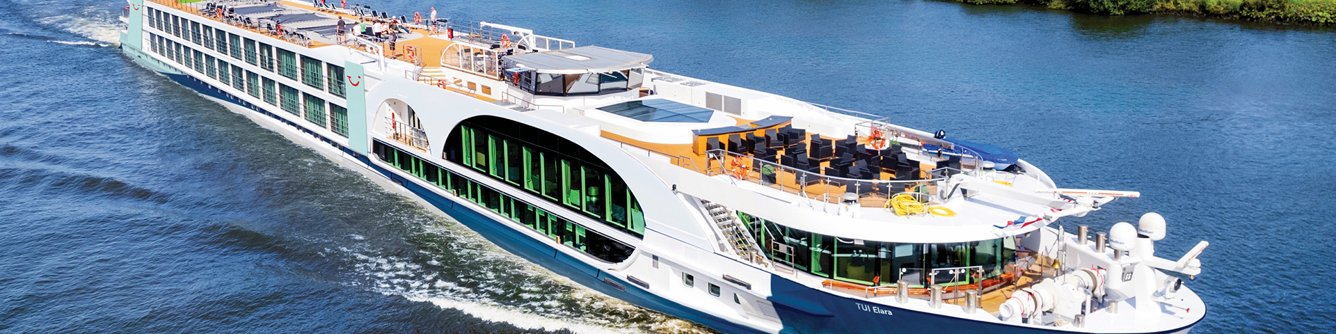 Seine River Cruise on TUI Elara From Courbevoie